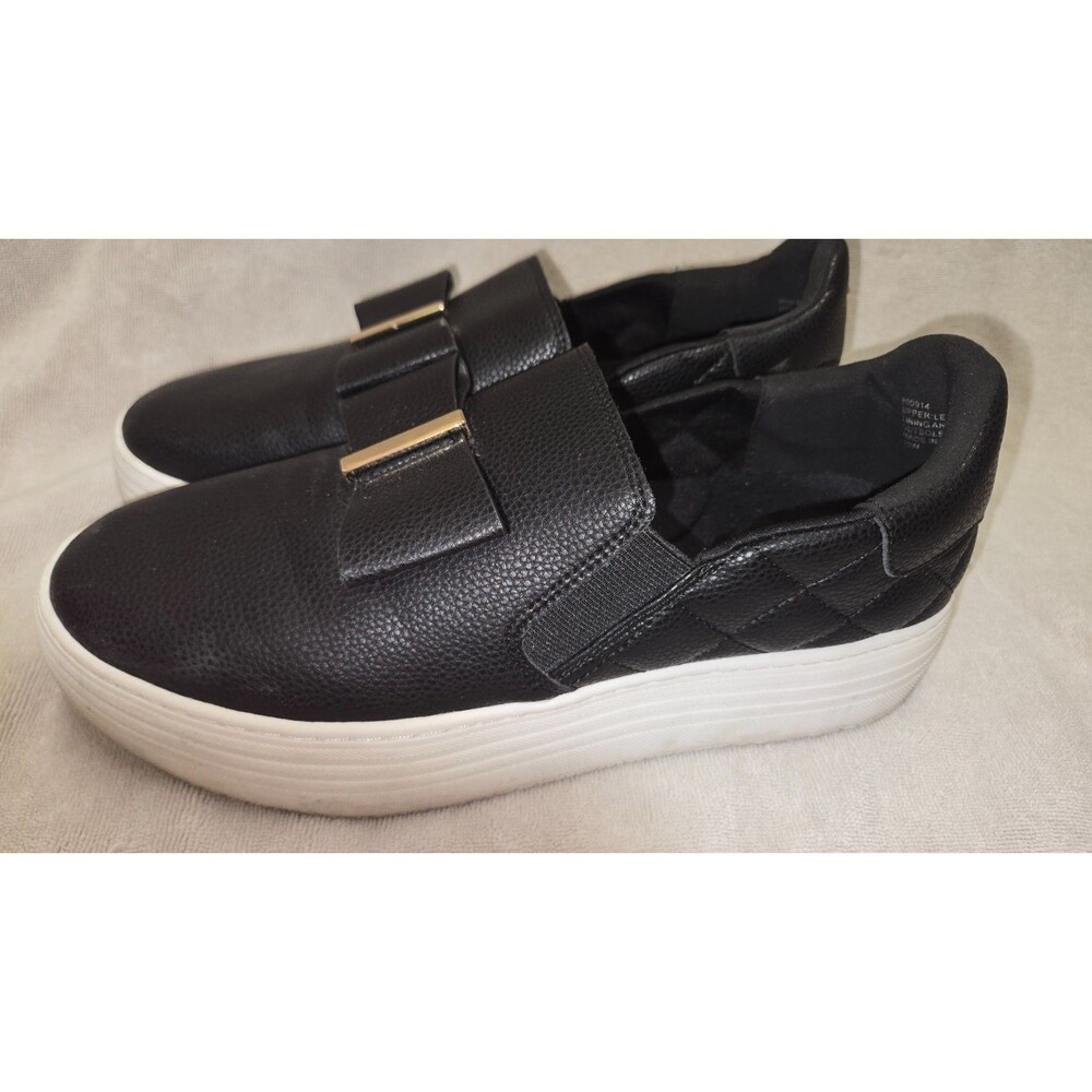 Joy Performance Comfort Leather Sneaker Black Size 10W